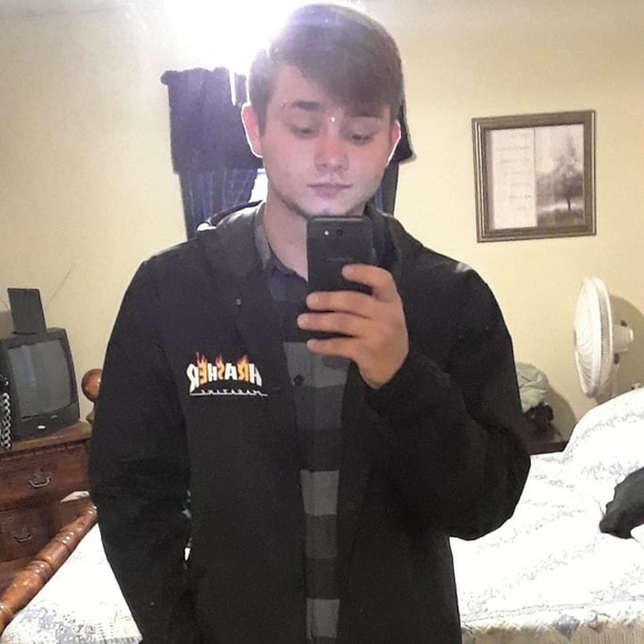 Meet your Posher, Seth - Picture 1 of 1